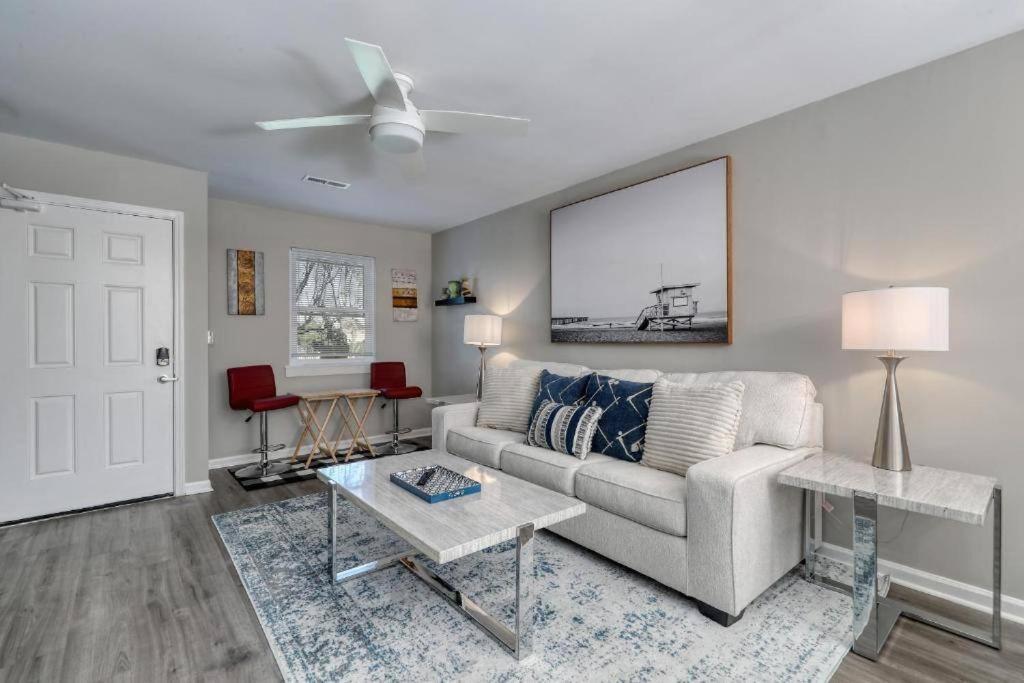 Stylish Haven New Walk To The Ocean Smart Tvs Wifi Apartment Myrtle Beach Luaran gambar