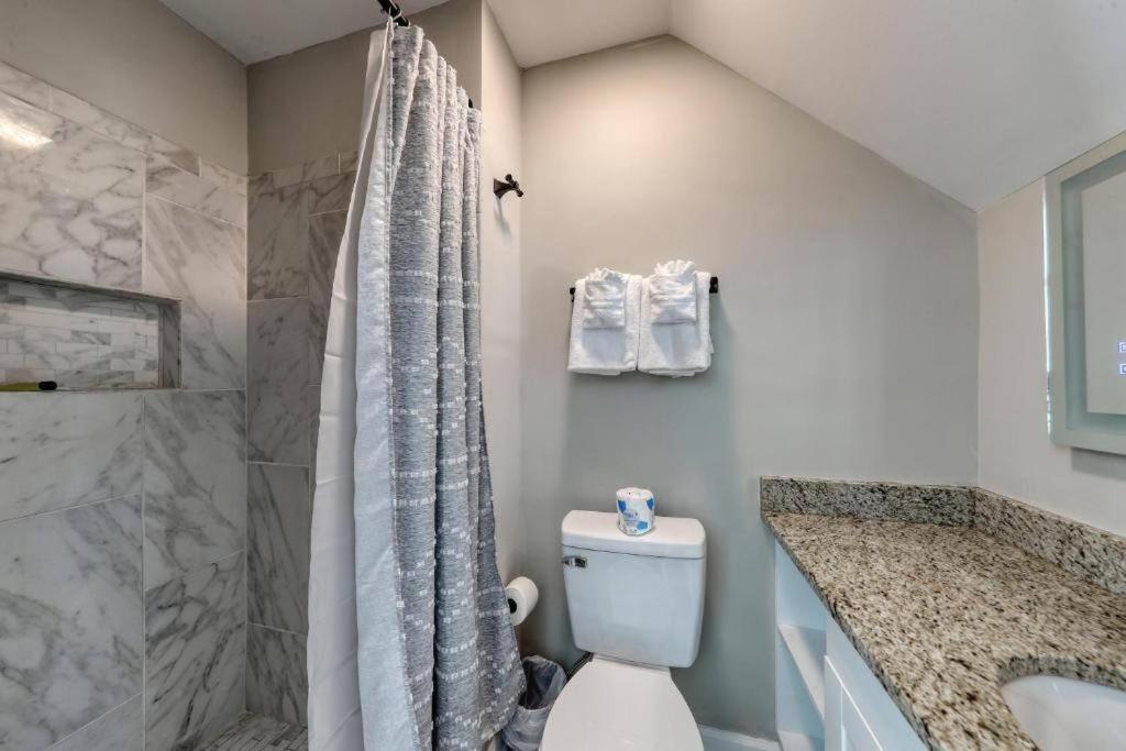 Stylish Haven New Walk To The Ocean Smart Tvs Wifi Apartment Myrtle Beach Luaran gambar