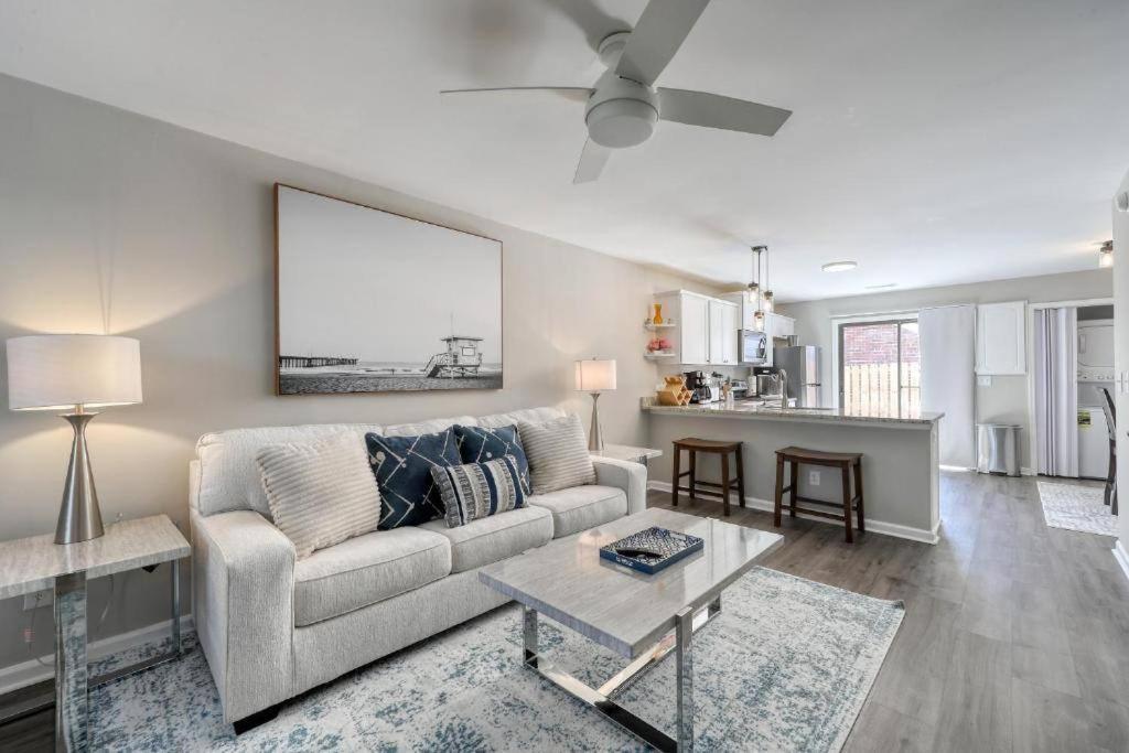 Stylish Haven New Walk To The Ocean Smart Tvs Wifi Apartment Myrtle Beach Luaran gambar